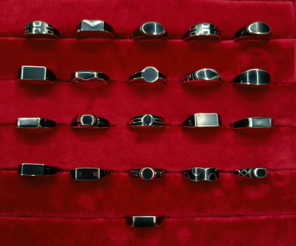 Hammered Horizon Band